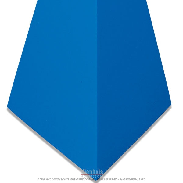 Image of Pyramide-a-base-triangulaire