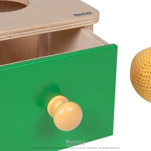 Image of Box-a-Schublade-stricken-Ball