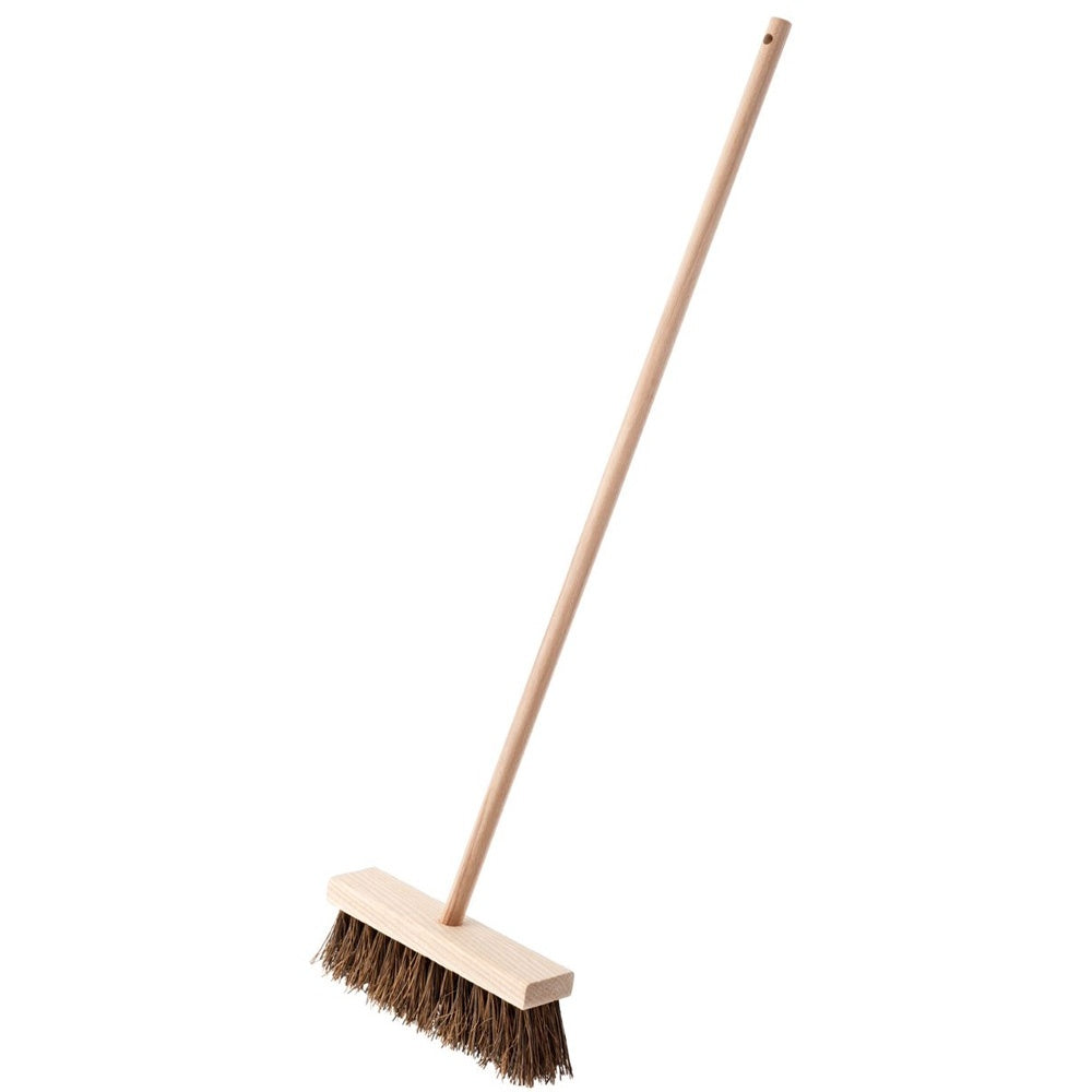 Outdoor broom