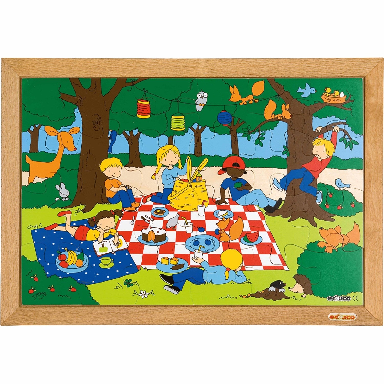 Puzzle children's activities - picnic