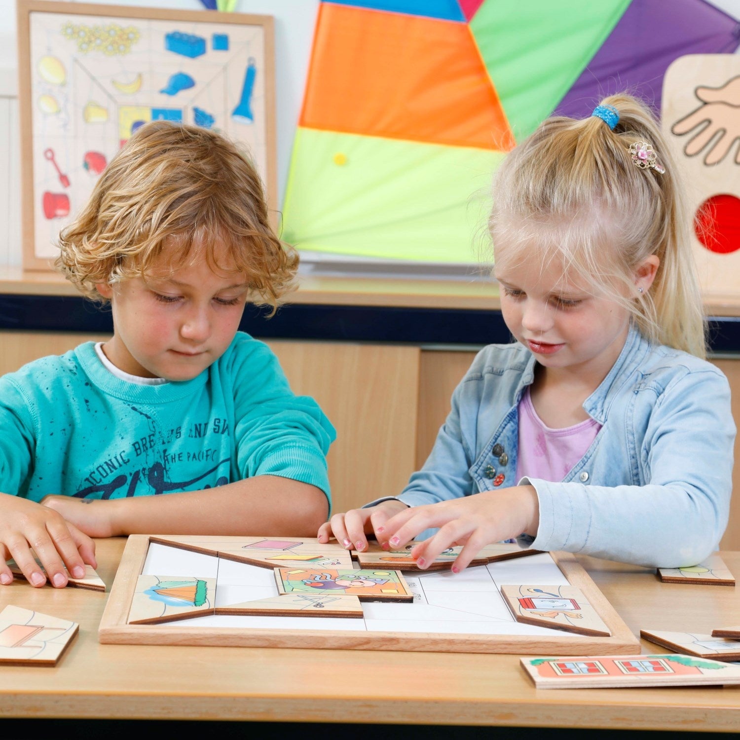 Spider sorting puzzle - shapes