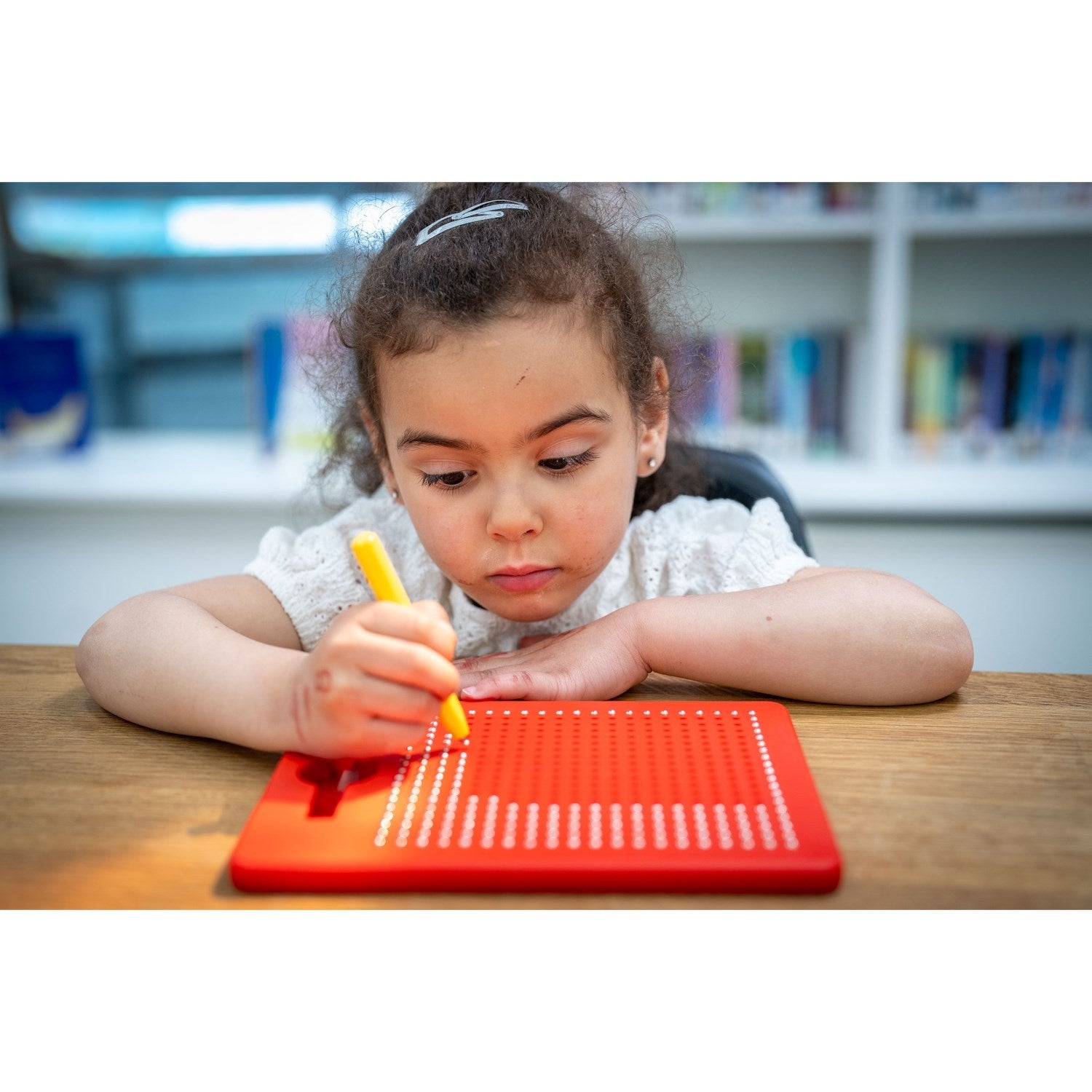 Magnetic drawing board