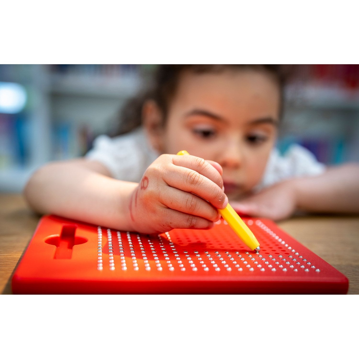 Magnetic drawing board